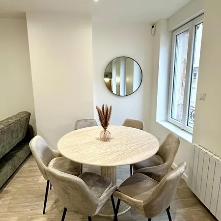 Appartement Republique - 2 Bedrooms - Skyscraper Villeurbanne