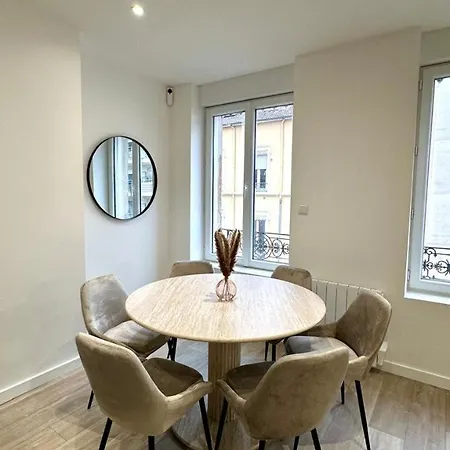 Apartamento République - 2 Bedrooms - Skyscraper Villeurbanne